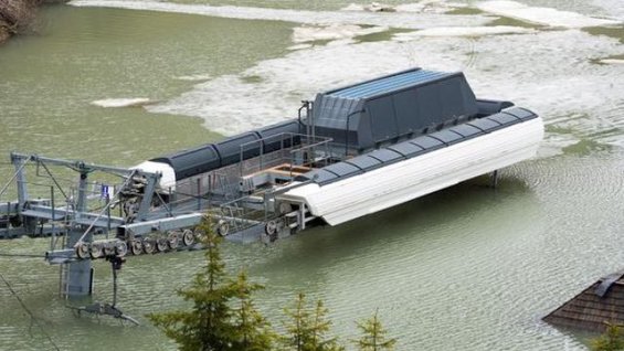 Las graves inundaciones en los Alpes franceses sumergen la estación de esquí de Avoriaz