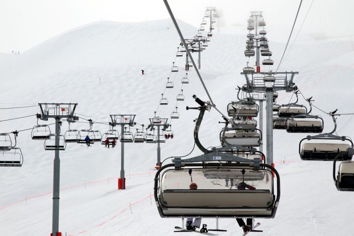 Imagen de los telesillas de Val d'Isère