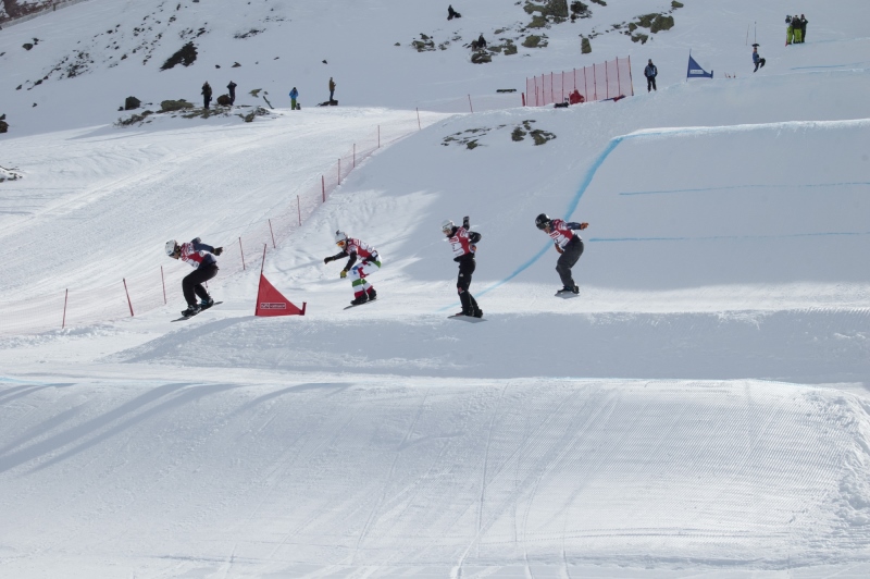 El circuito de la Copa del Mundo de SBX de Arcalís alabado por los riders en el primer día de entrenos