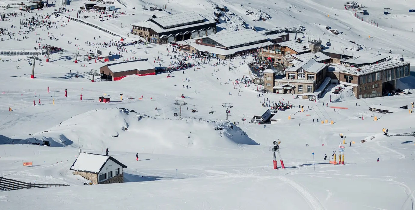 Sierra Nevada fija la apertura de la temporada de esquí para el 30 de noviembre 